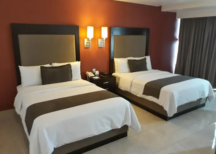 Hotel & Suites PF