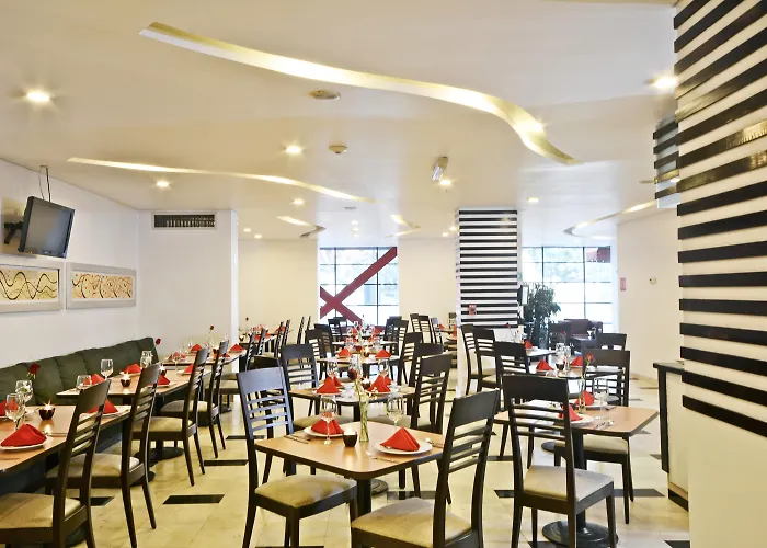 Hotel & Suites PF
